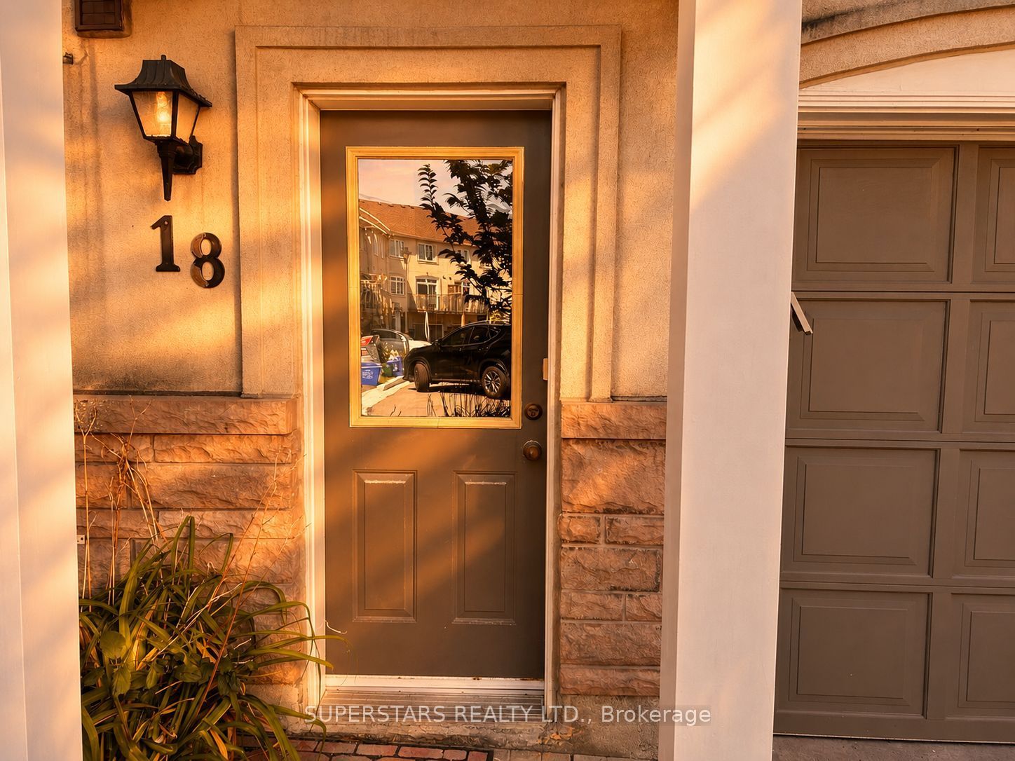 10 Post Oak Drive 18 Property Photo 3