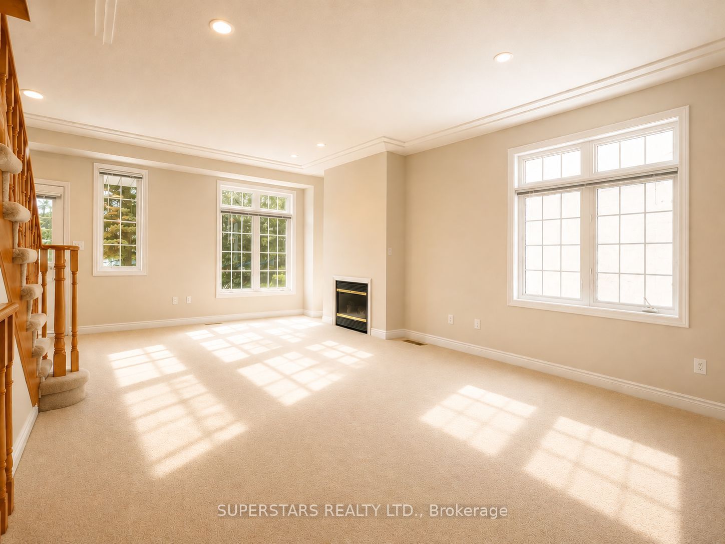 10 Post Oak Drive 18 Property Photo 4