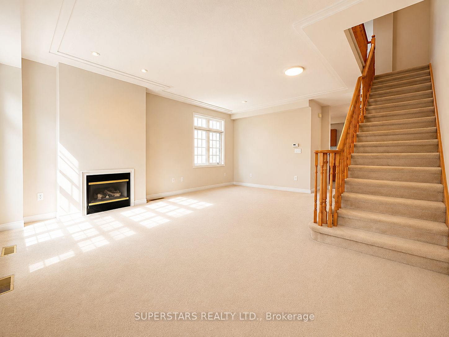 10 Post Oak Drive 18 Property Photo 5