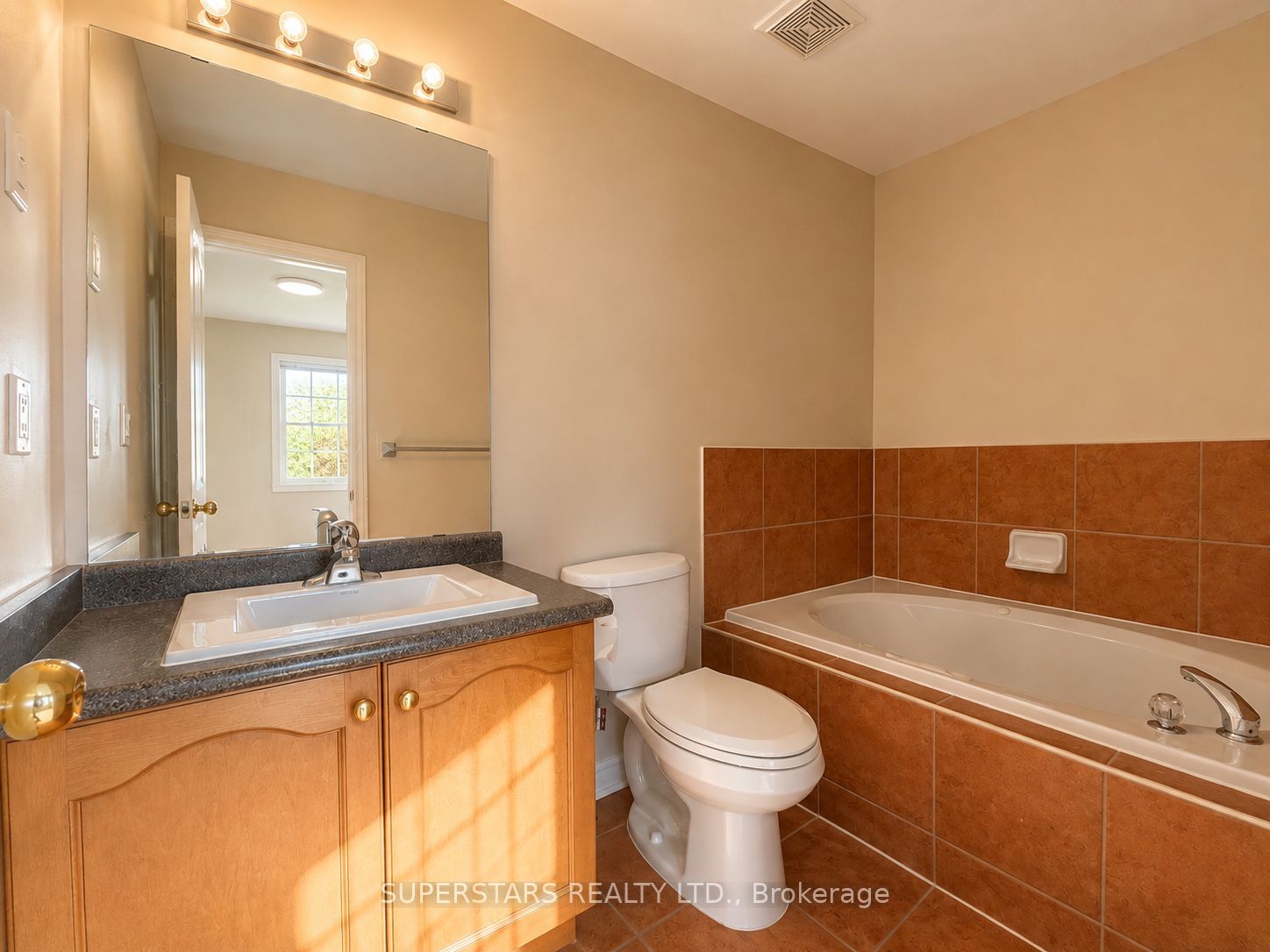 10 Post Oak Drive 18 Property Photo 11