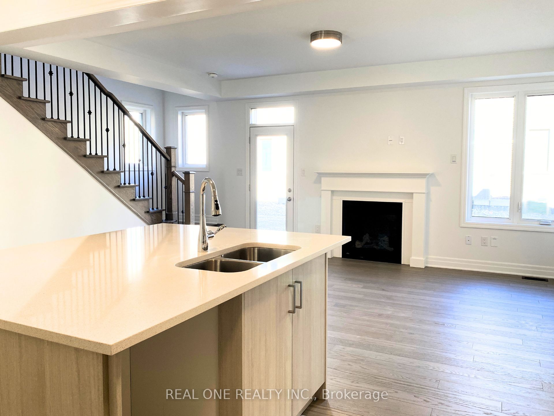 42 Misthollow Crescent Property Photo 10