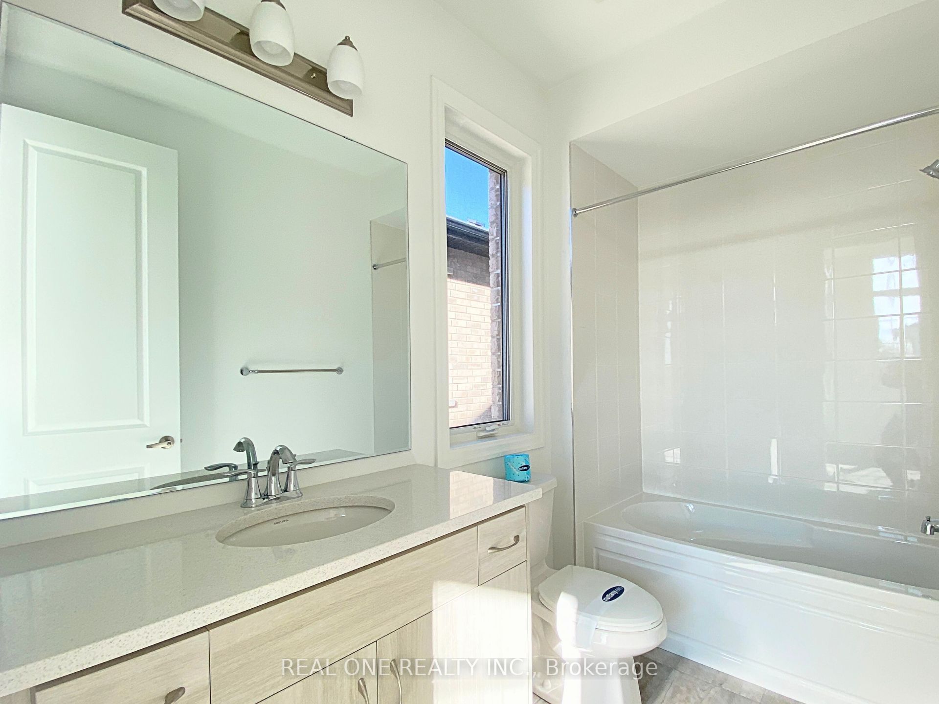 42 Misthollow Crescent Property Photo 18