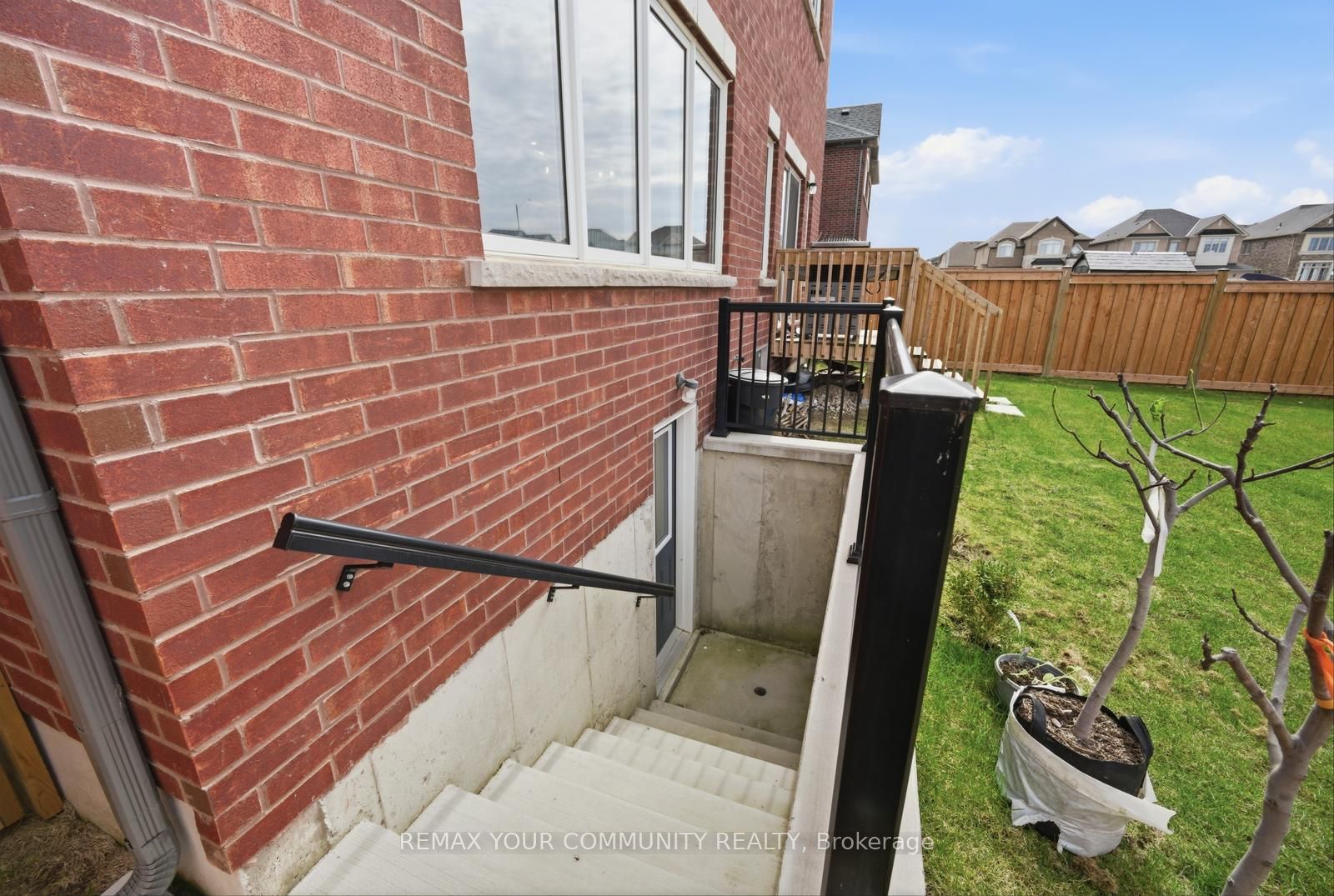 1210 Wickham Road Property Photo 44