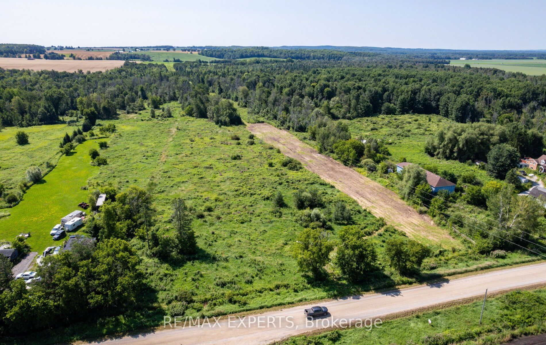 2551 3rd Line Property Photo 3