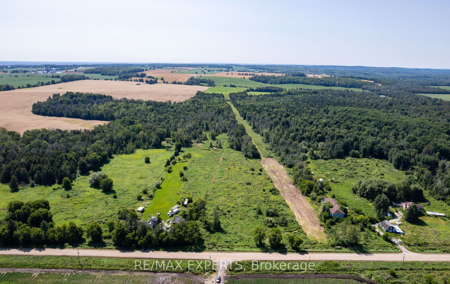 2551 3rd Line Property Photo 11