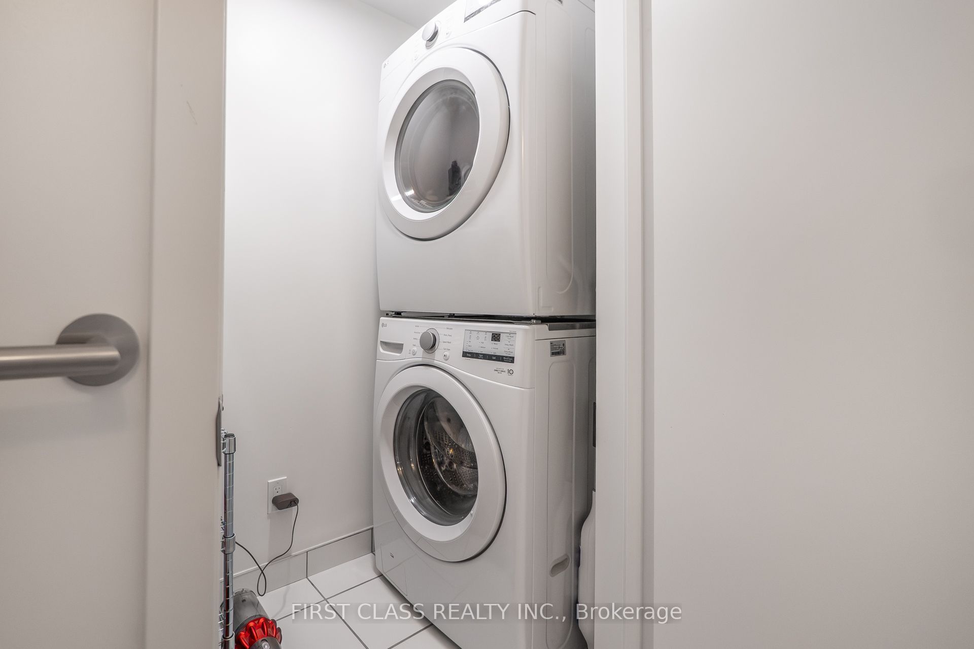 8119 Birchmount Road 1316a Property Photo 13