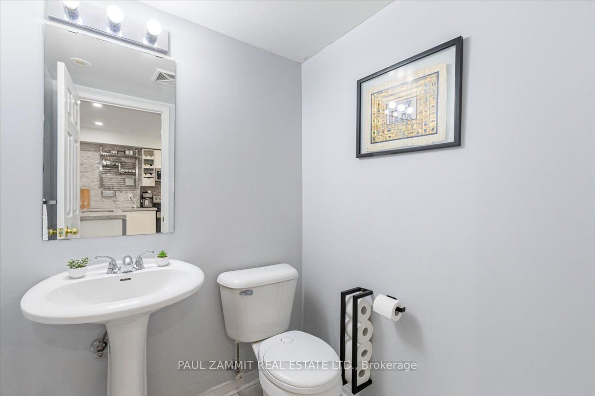 310 John Street 169 Property Photo 16