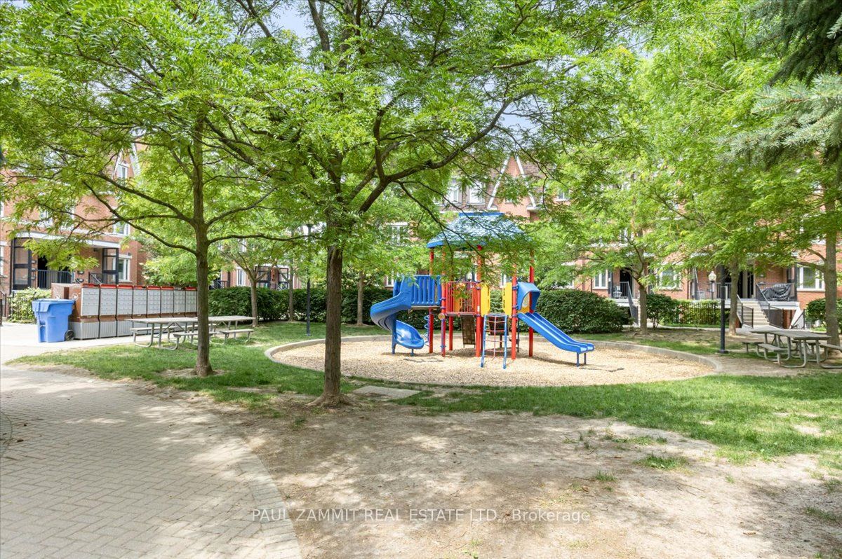 310 John Street 169 Property Photo 25