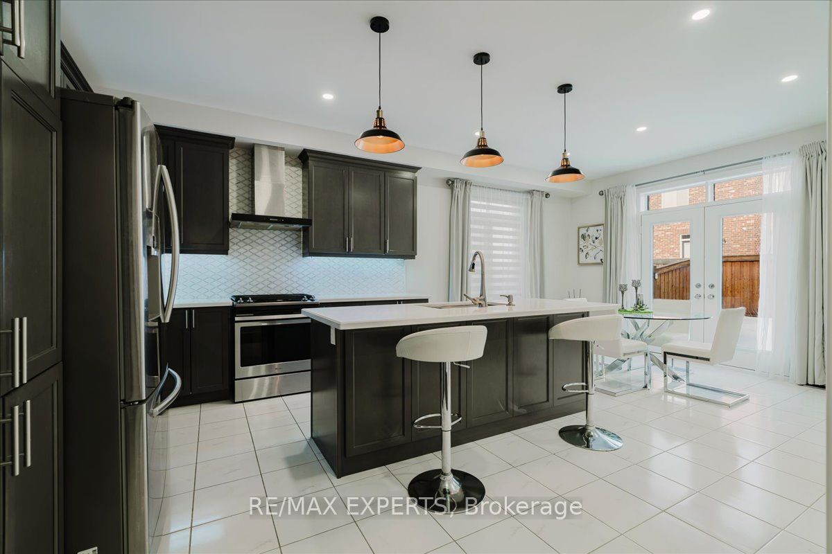43 Lewis Avenue Property Photo 15