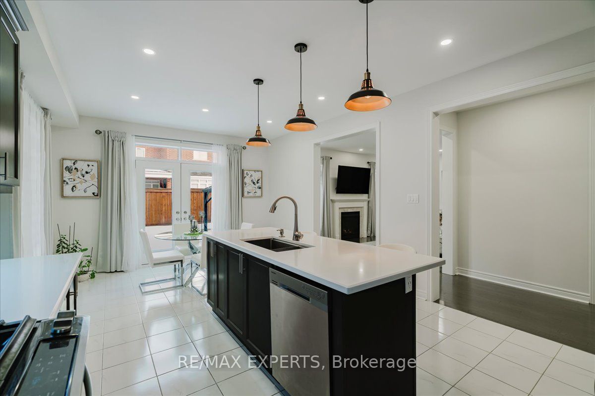 43 Lewis Avenue Property Photo 18
