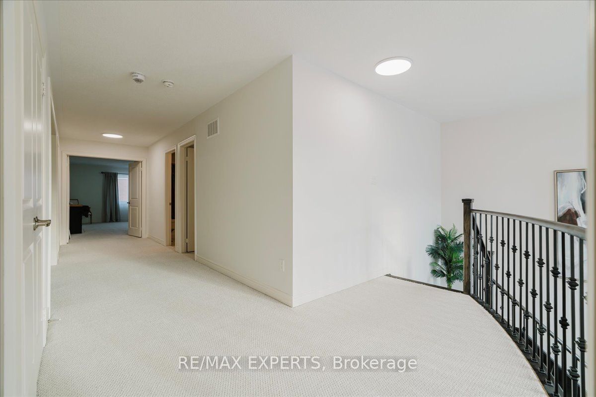 43 Lewis Avenue Property Photo 23