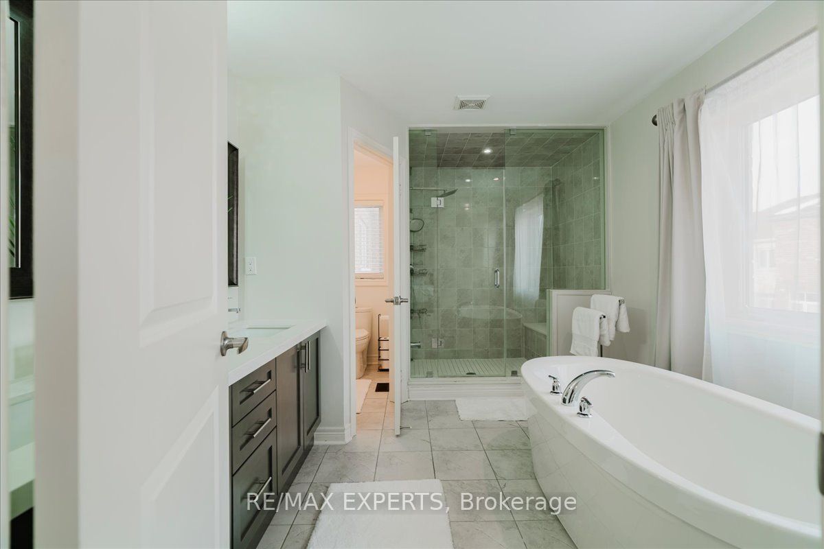 43 Lewis Avenue Property Photo 27