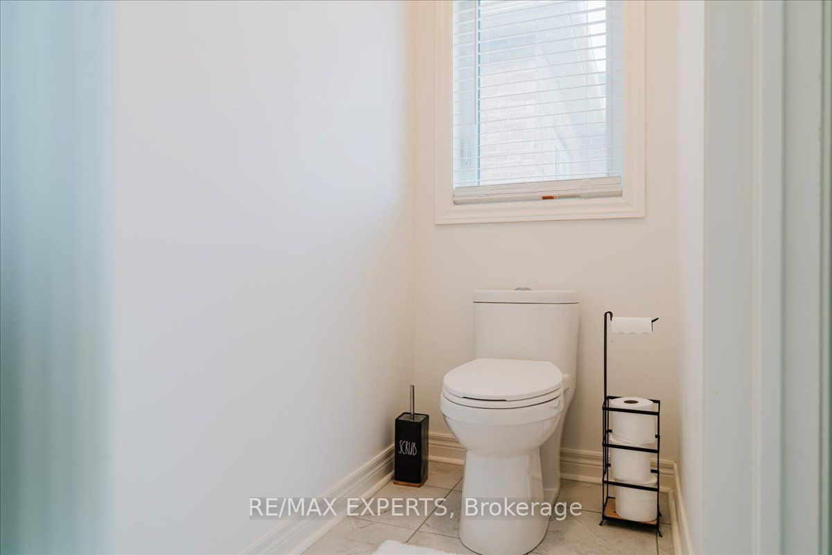 43 Lewis Avenue Property Photo 30