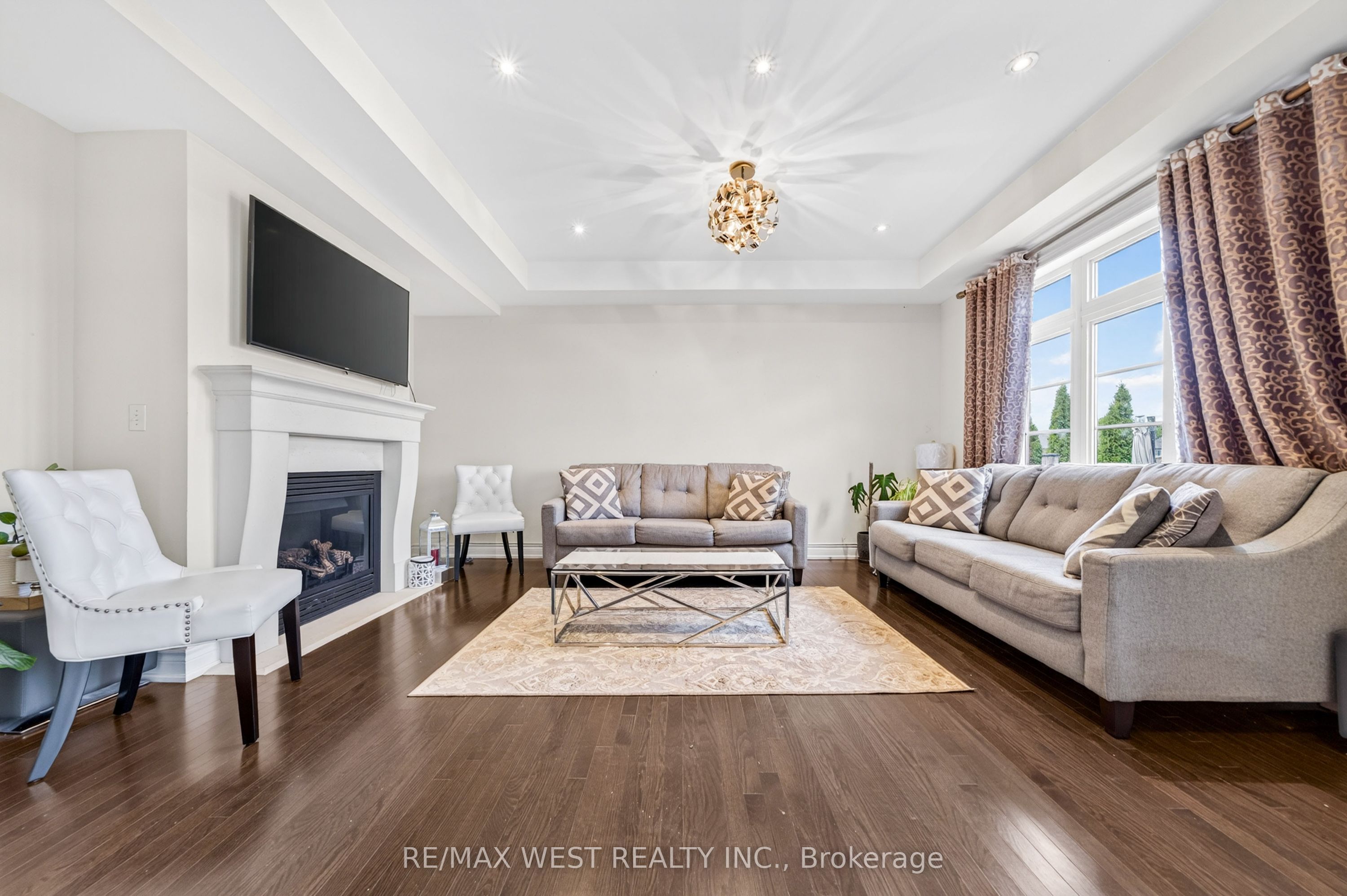 12 Oldham Street Property Photo 6