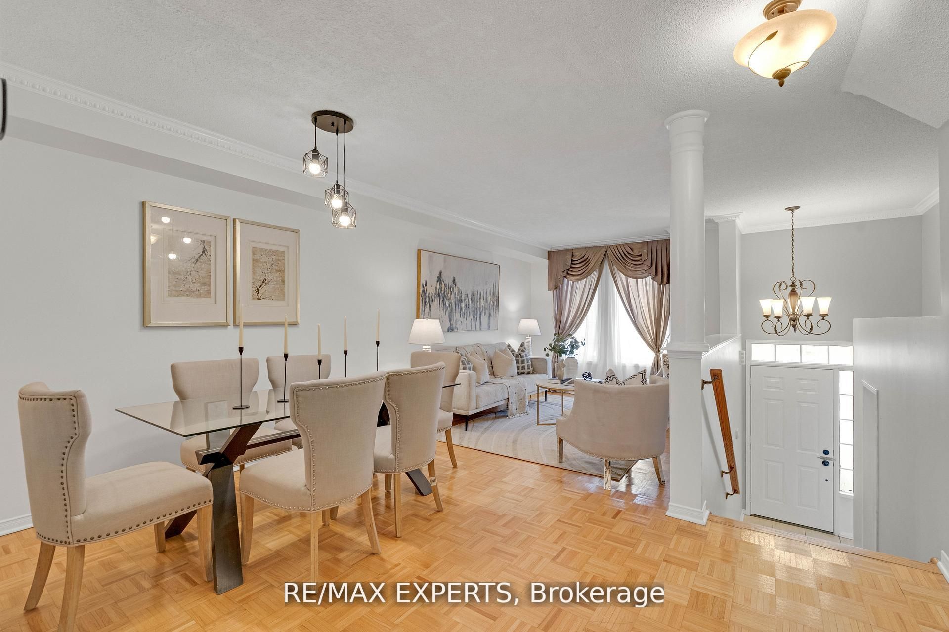 19 Foxchase Avenue 61 Property Photo 5