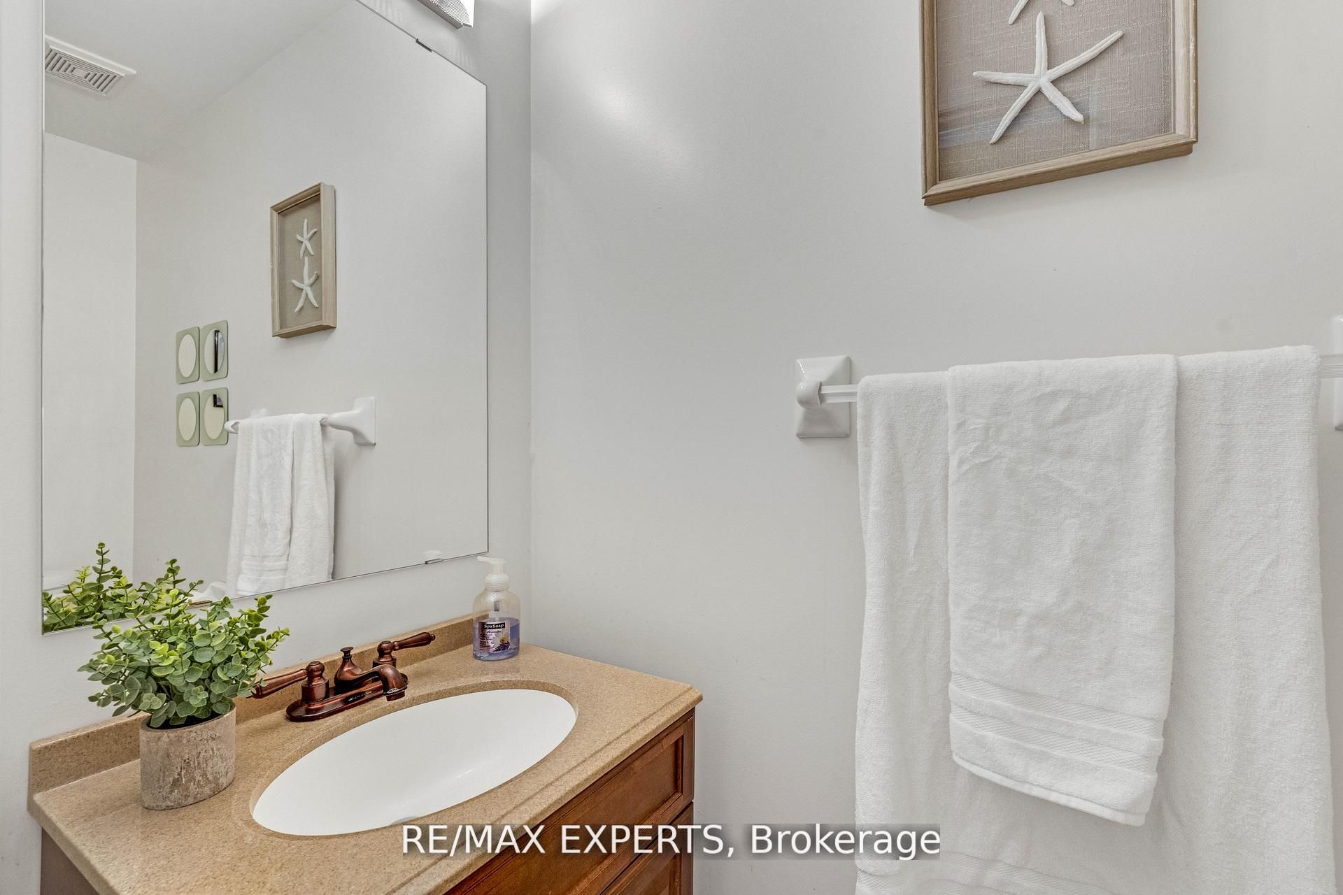 19 Foxchase Avenue 61 Property Photo 15