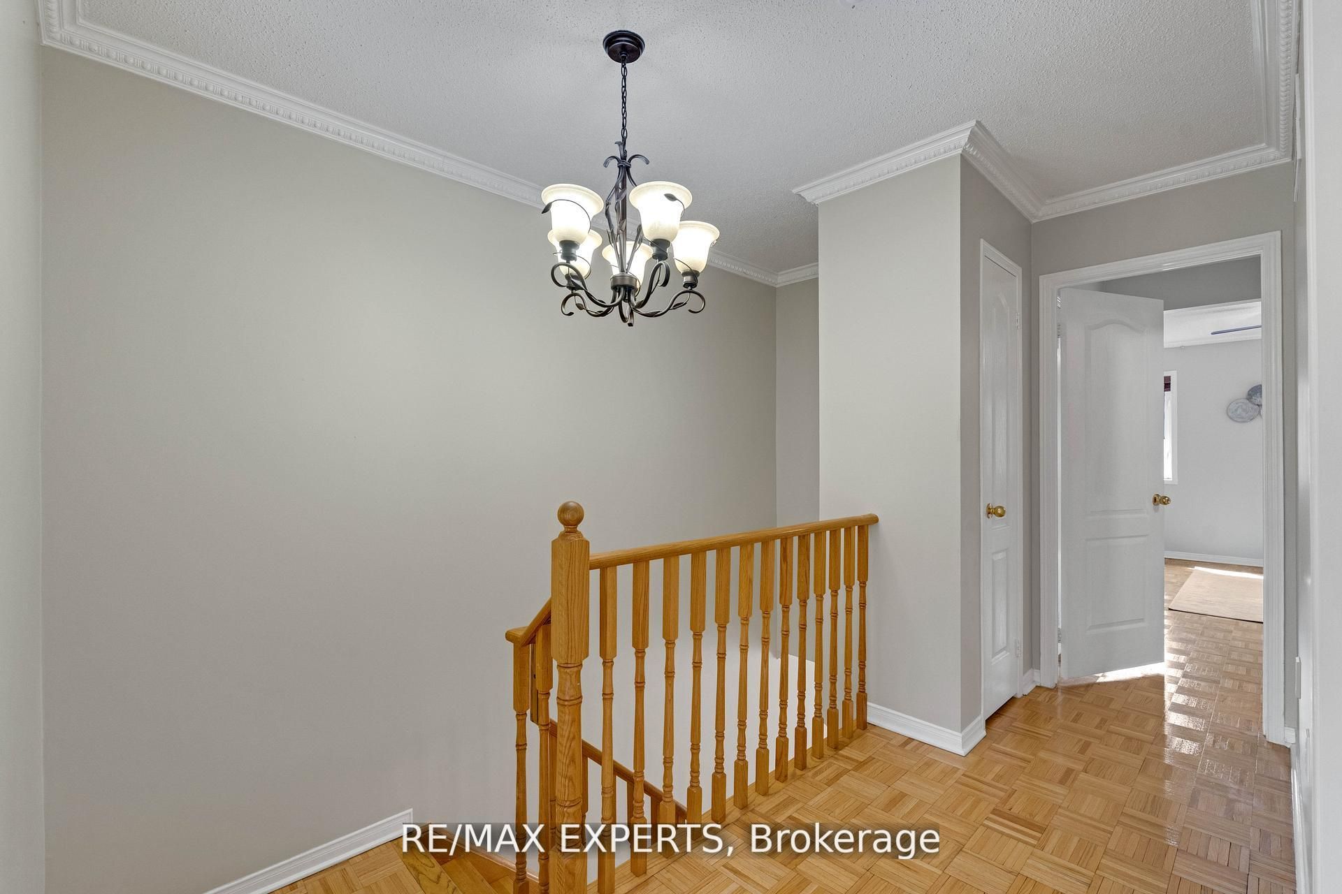 19 Foxchase Avenue 61 Property Photo 17