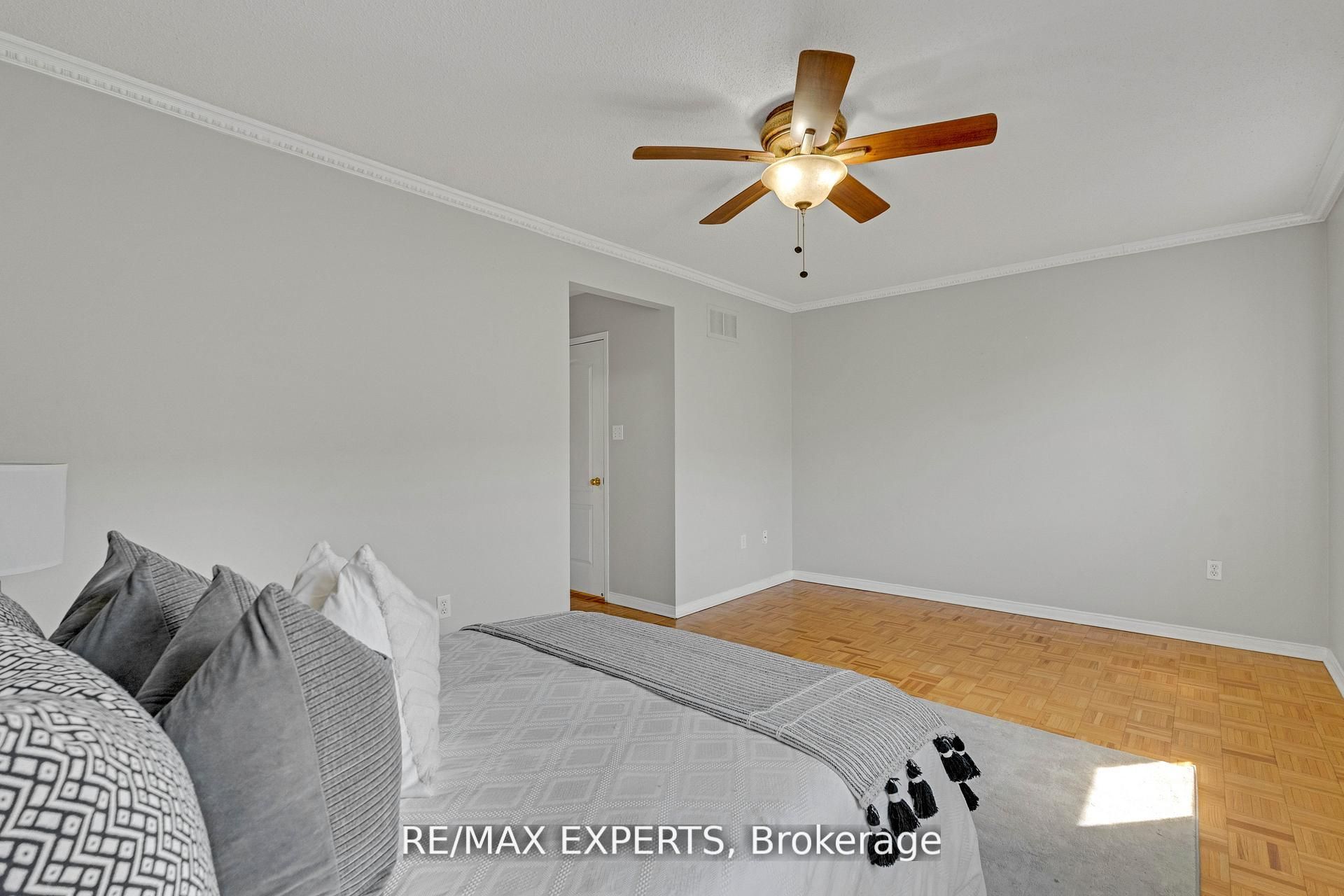 19 Foxchase Avenue 61 Property Photo 20