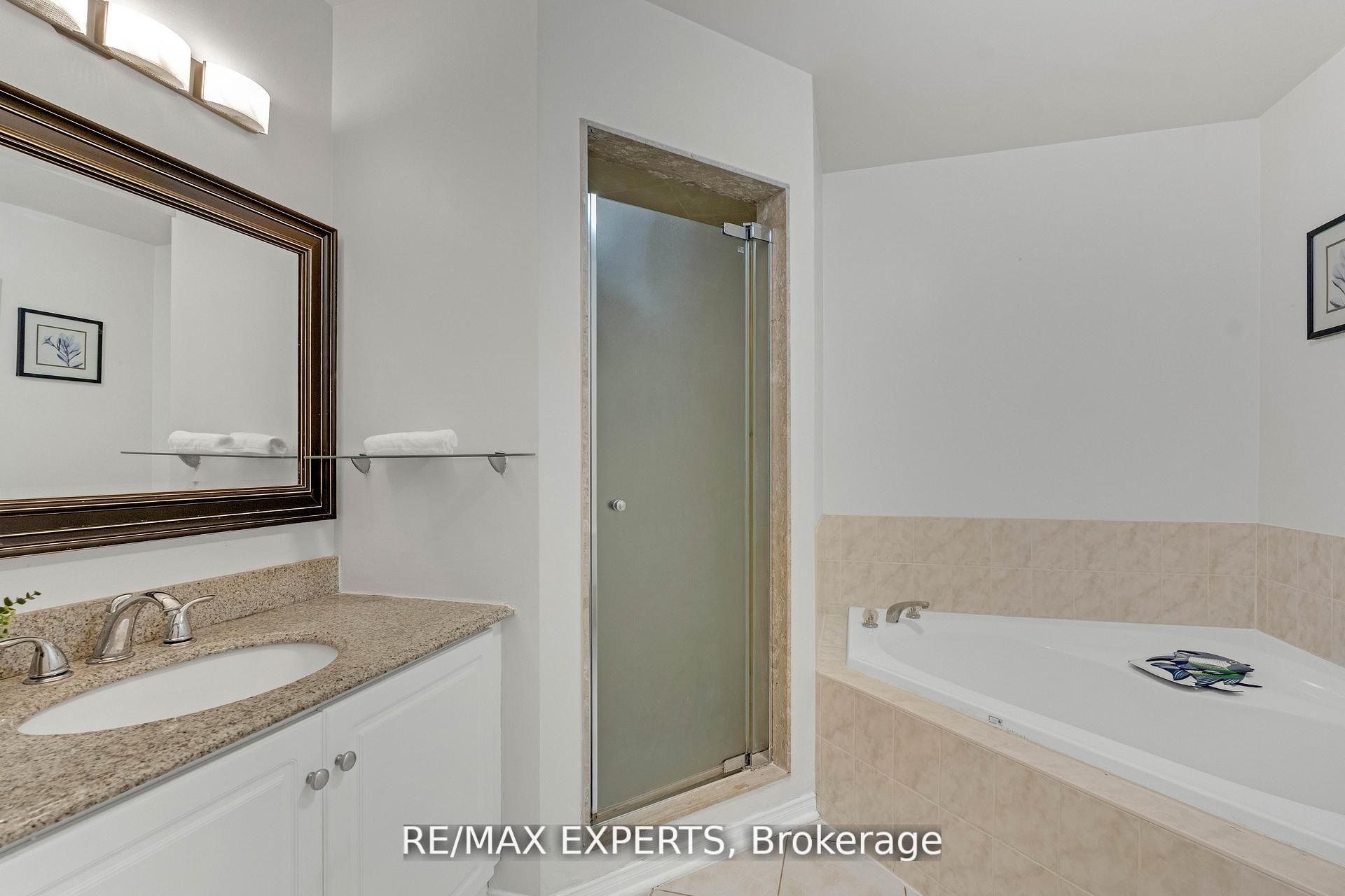 19 Foxchase Avenue 61 Property Photo 22
