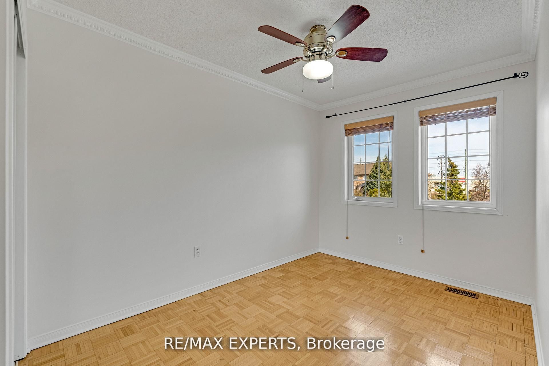 19 Foxchase Avenue 61 Property Photo 23