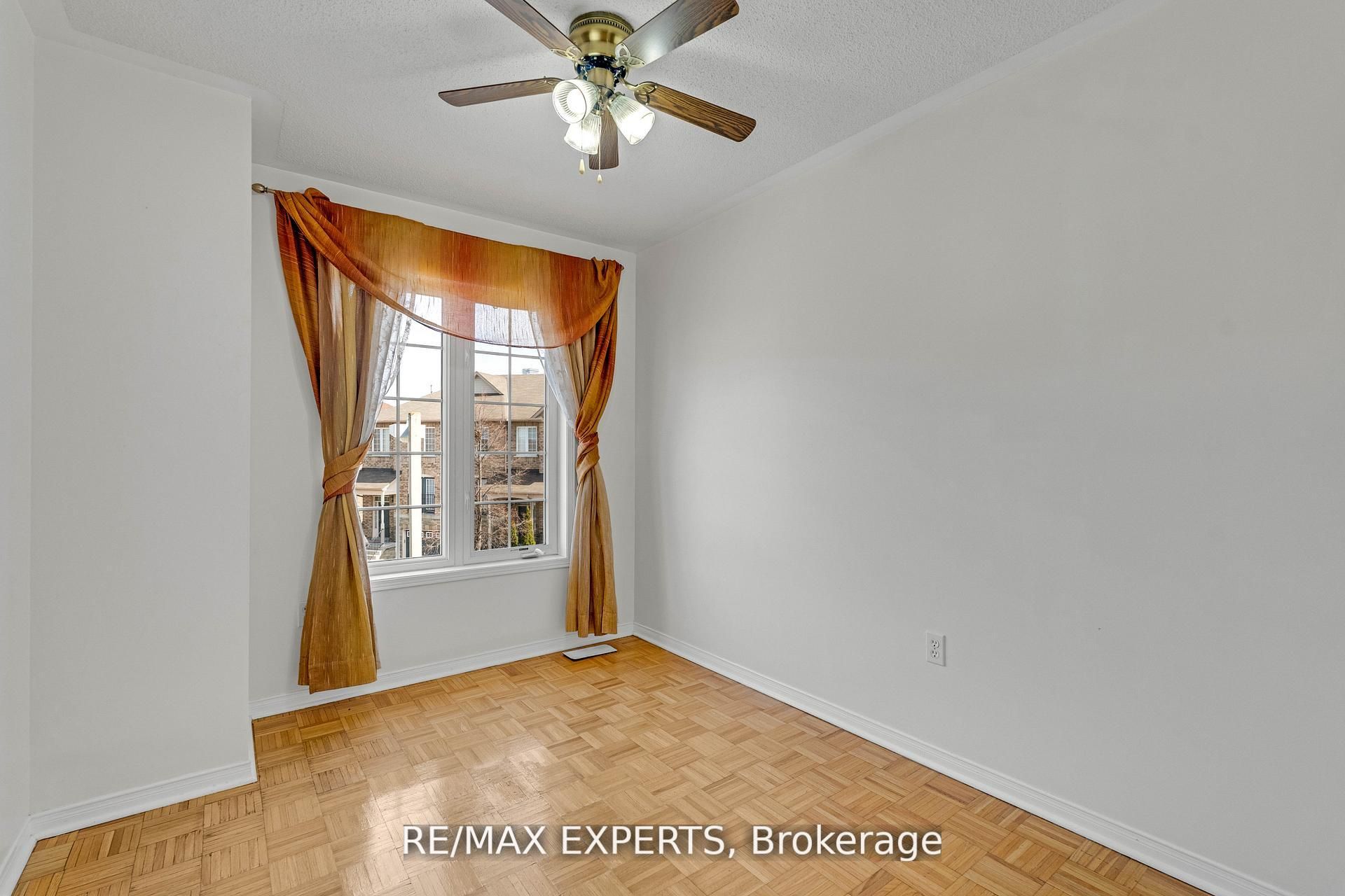 19 Foxchase Avenue 61 Property Photo 25