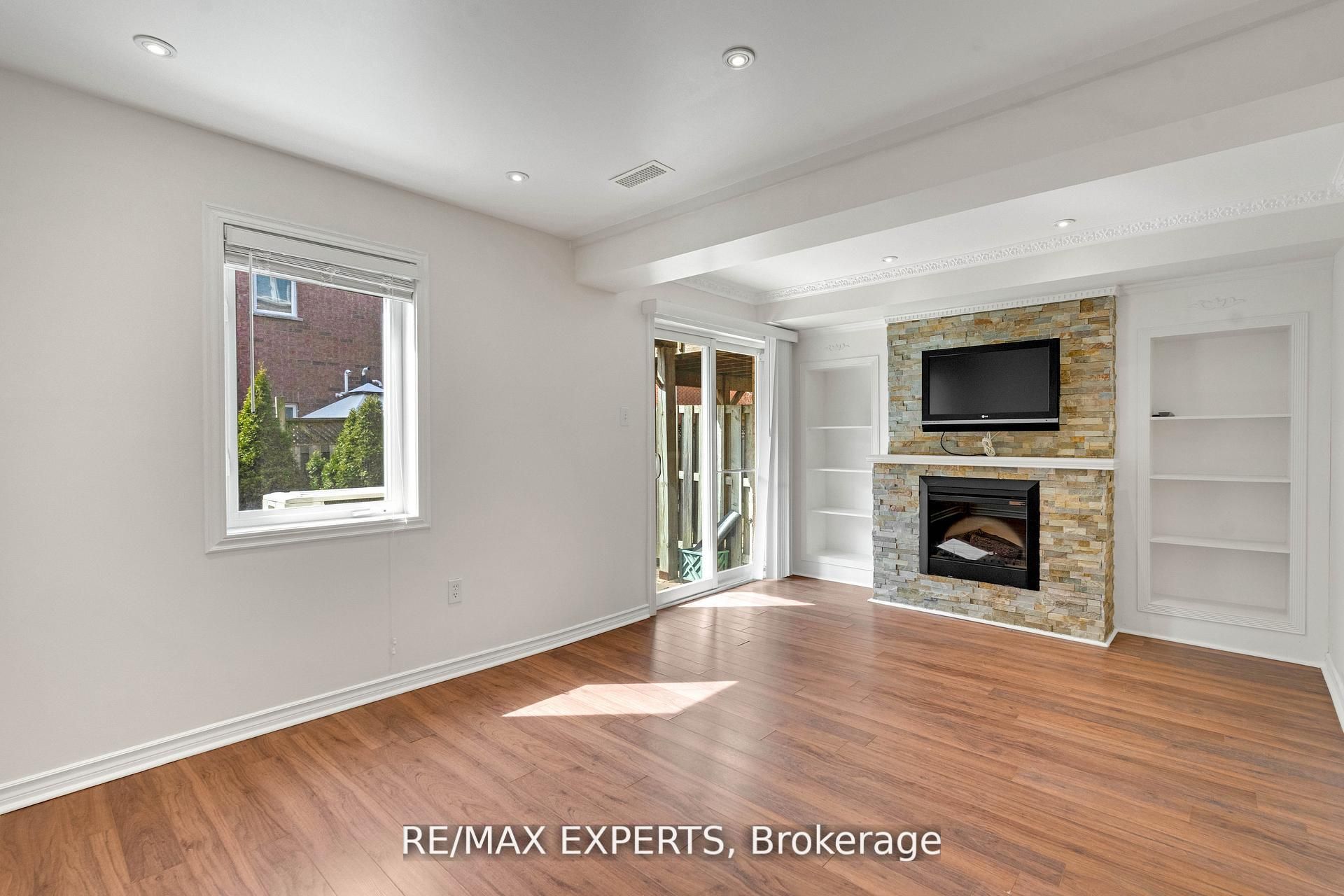 19 Foxchase Avenue 61 Property Photo 29