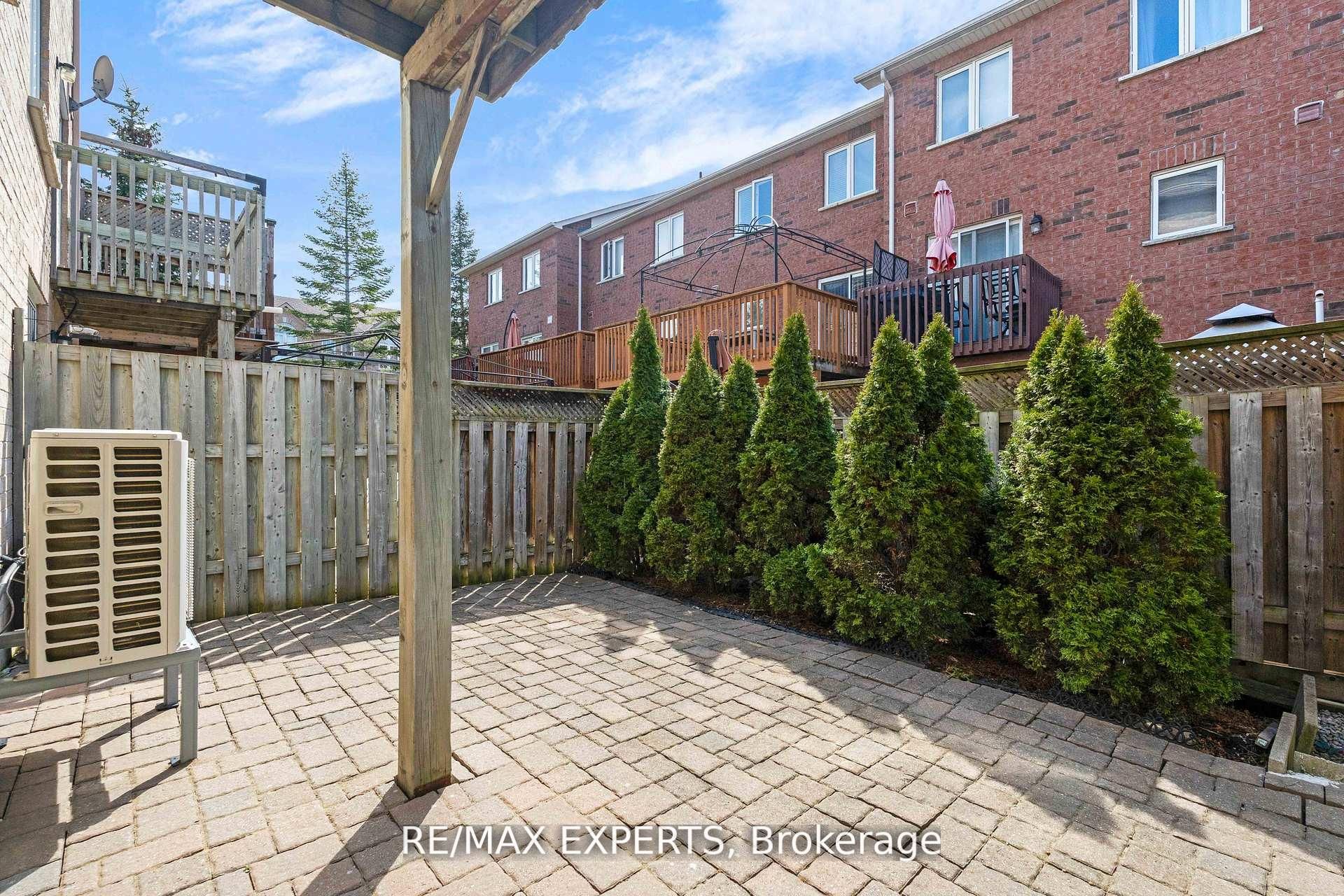 19 Foxchase Avenue 61 Property Photo 33