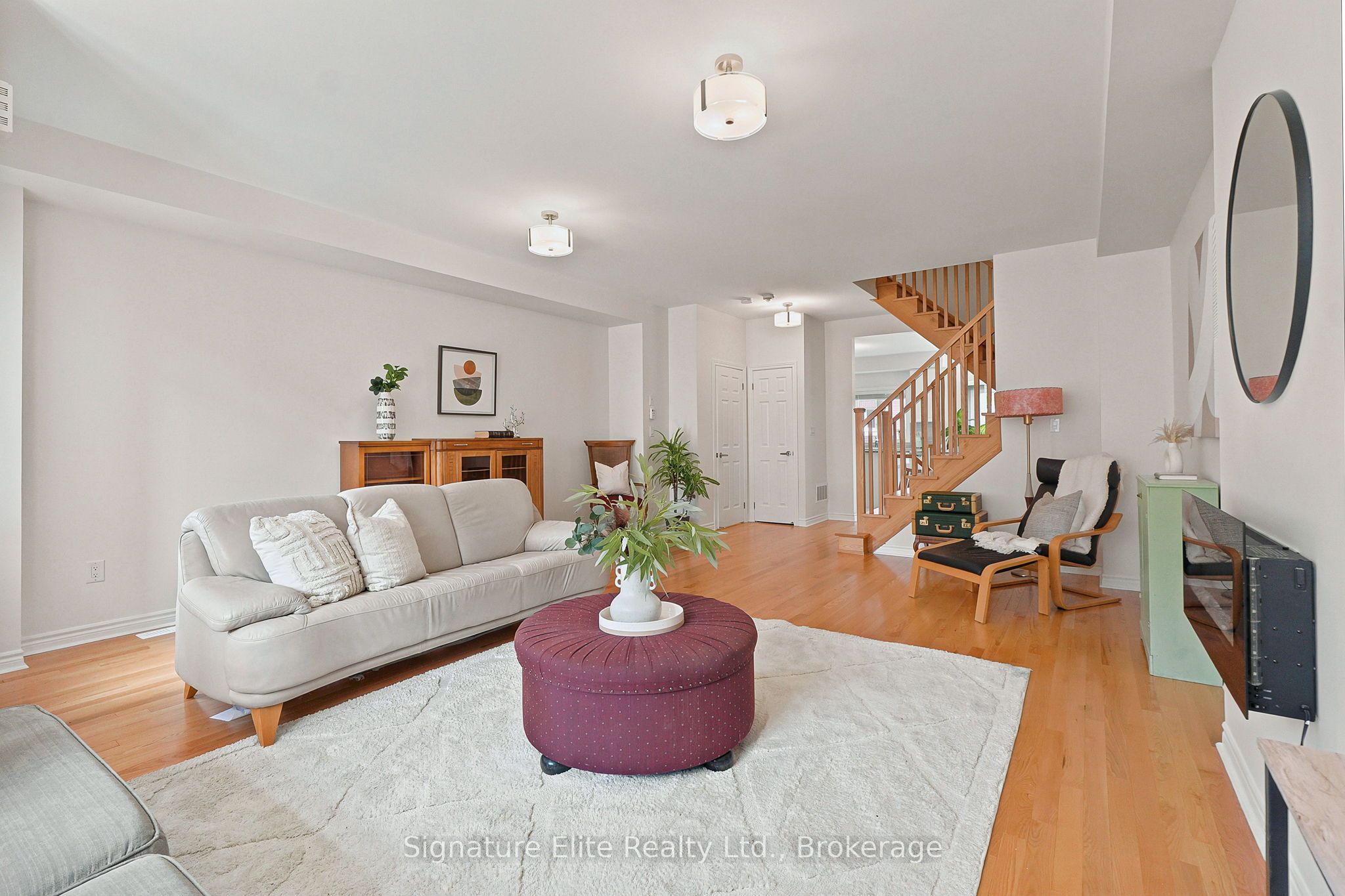 114 Gordon Circle Property Photo 1