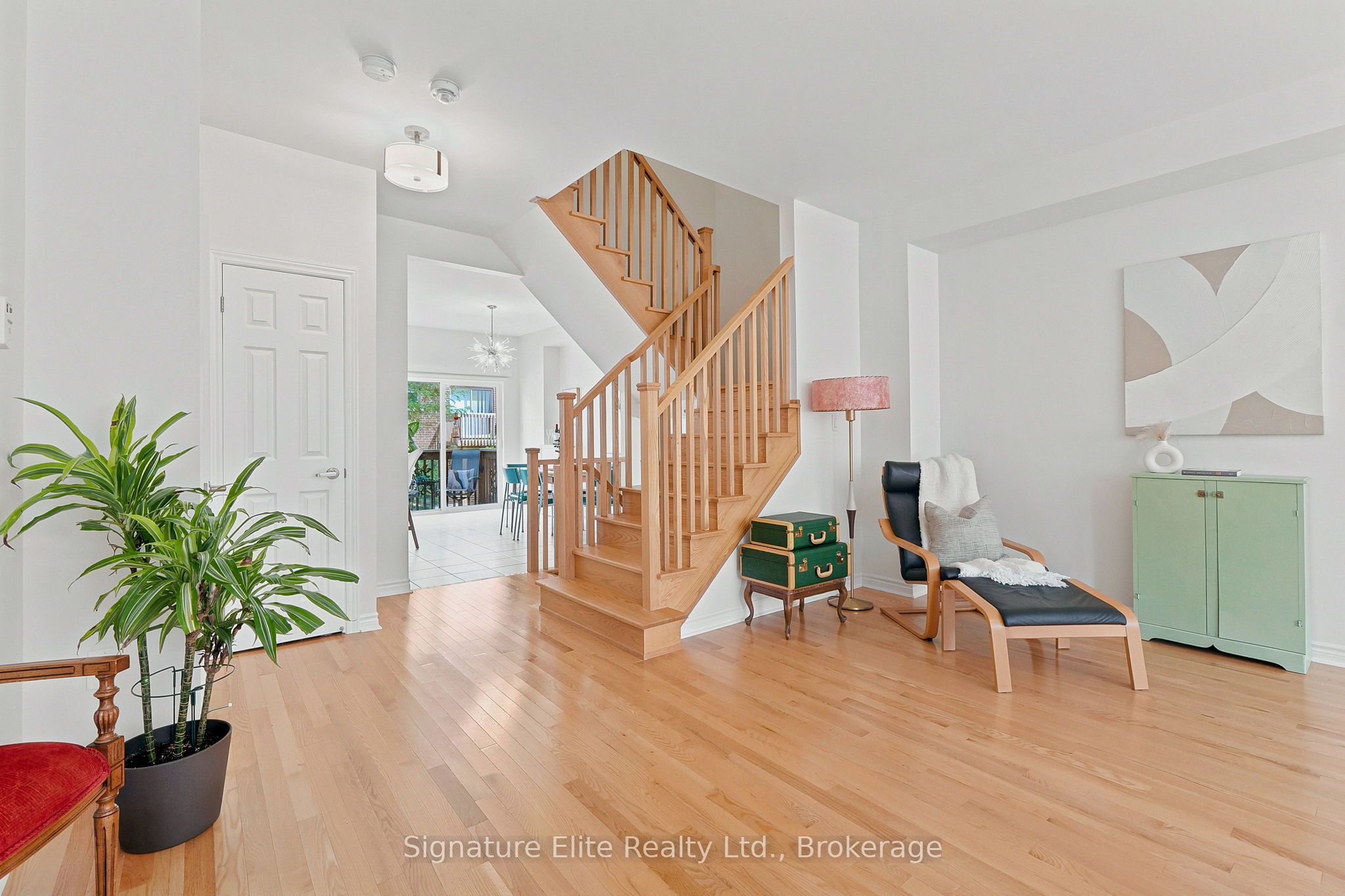 114 Gordon Circle Property Photo 6