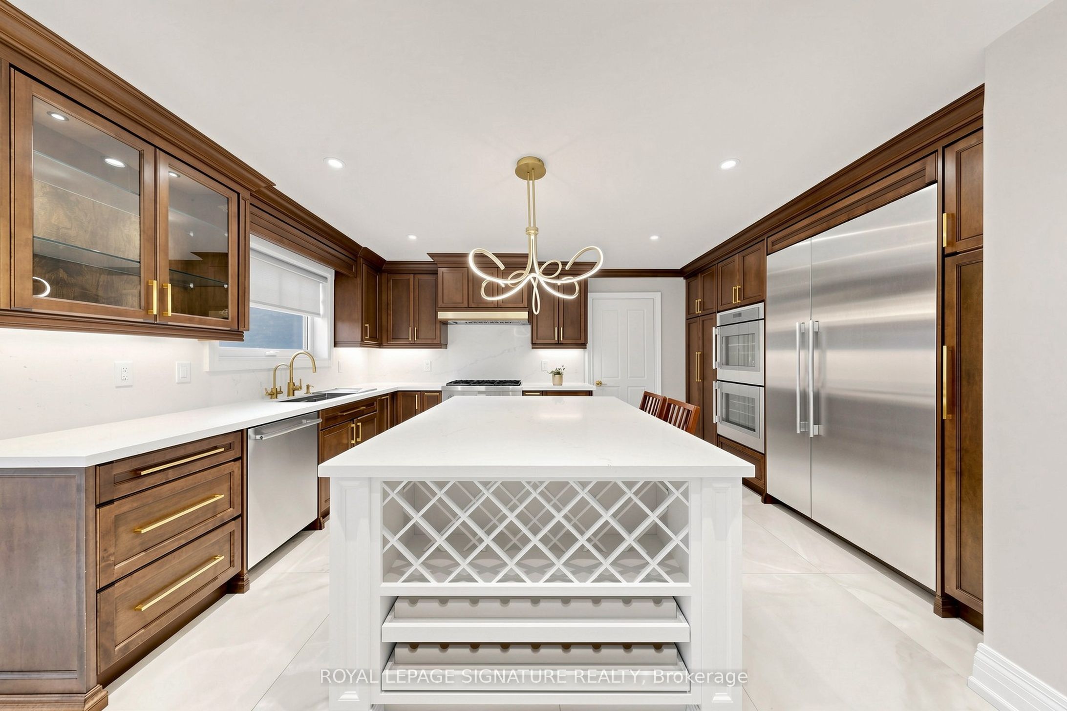 374 Vaughan Mills Road Property Photo 10