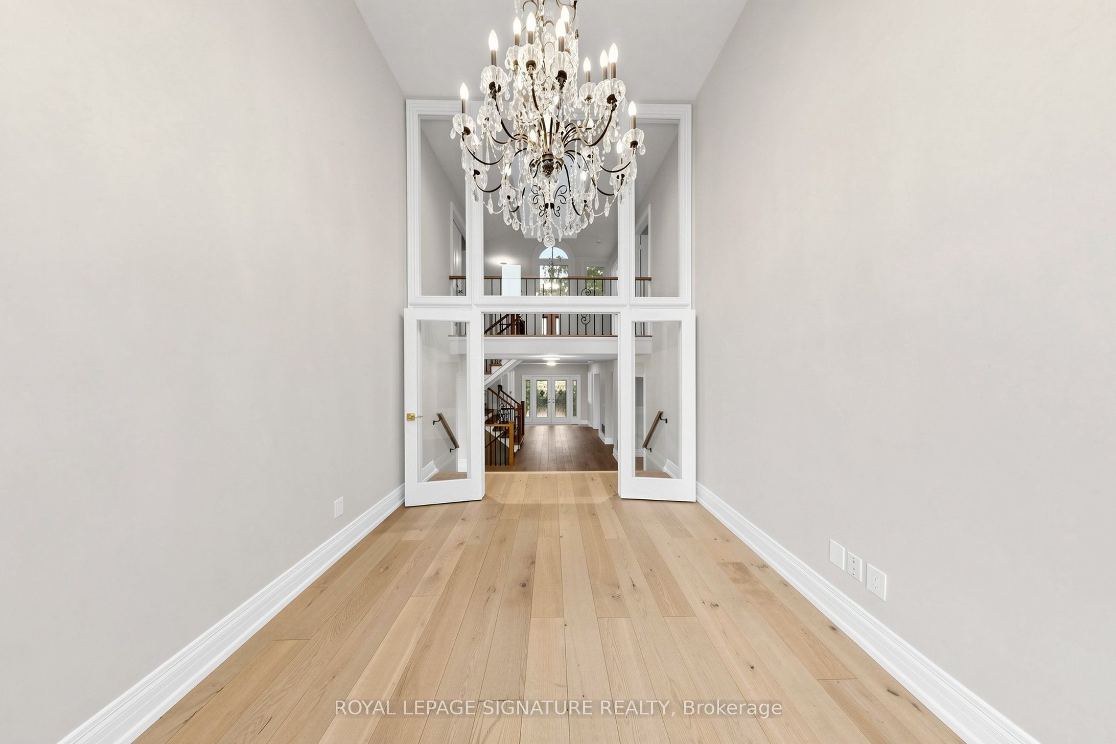 374 Vaughan Mills Road Property Photo 16