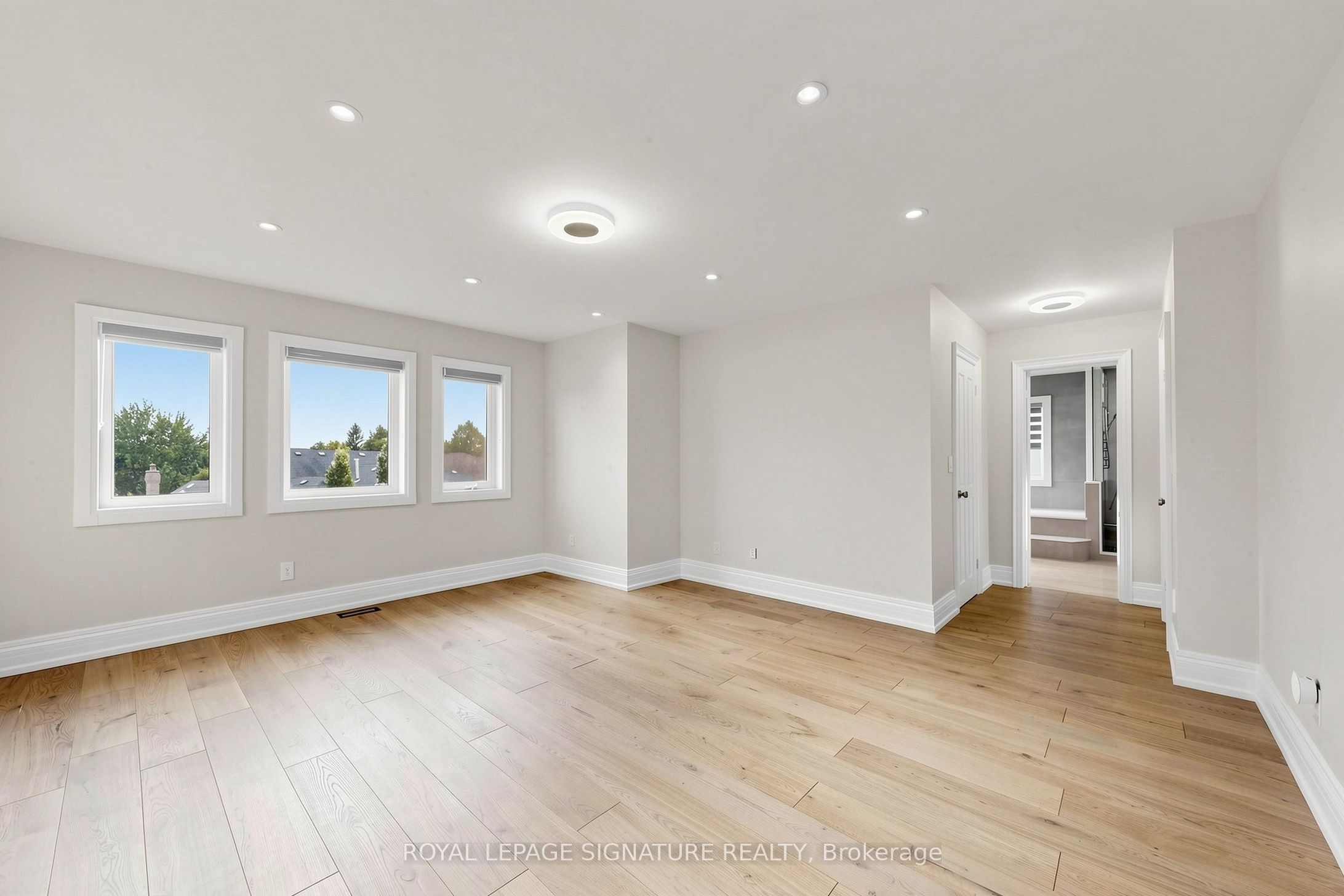 374 Vaughan Mills Road Property Photo 22