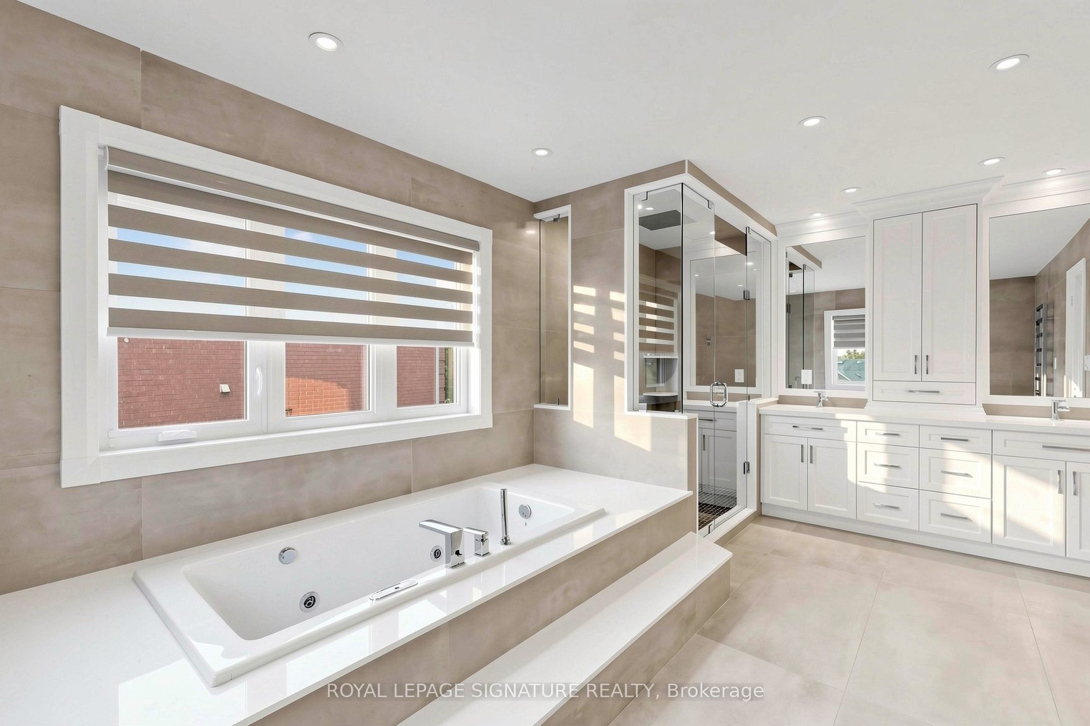 374 Vaughan Mills Road Property Photo 25