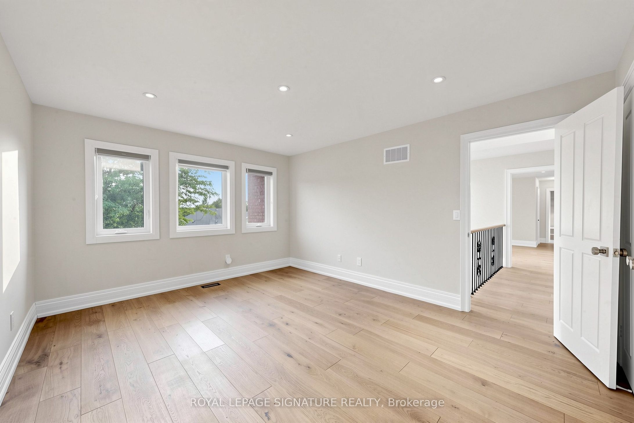 374 Vaughan Mills Road Property Photo 33