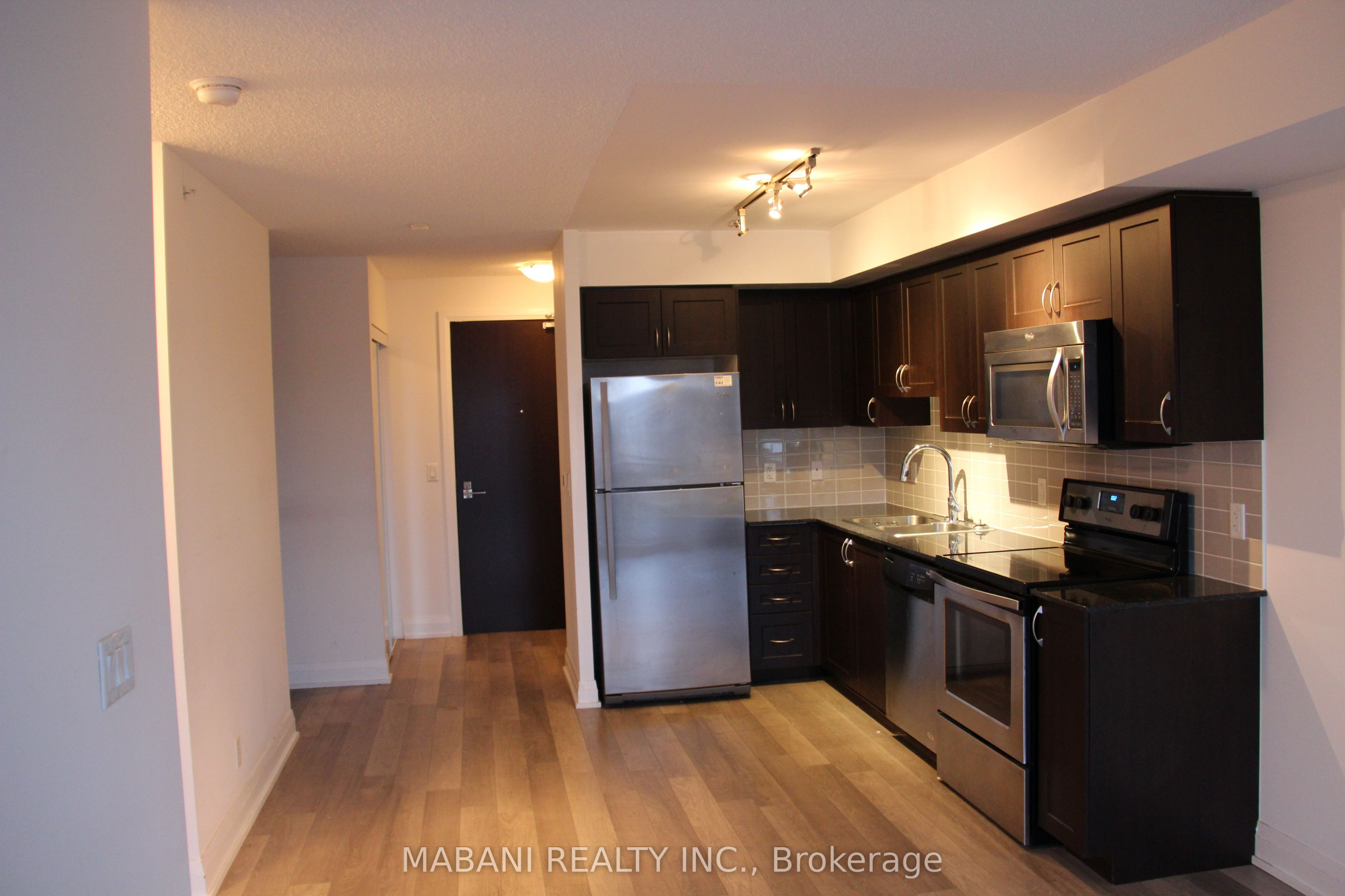 372 Highway 7 Road E 709 Property Photo 4