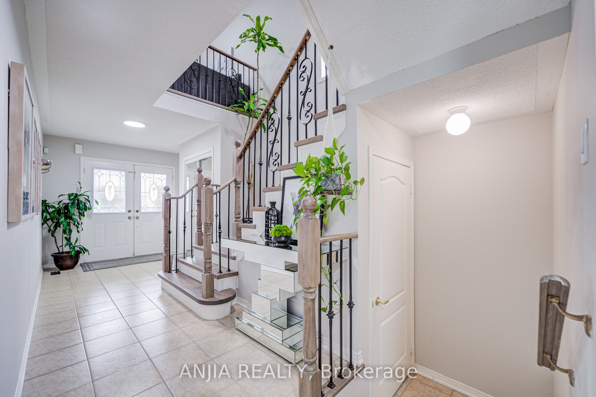 29 Butterwood Lane Property Photo 6