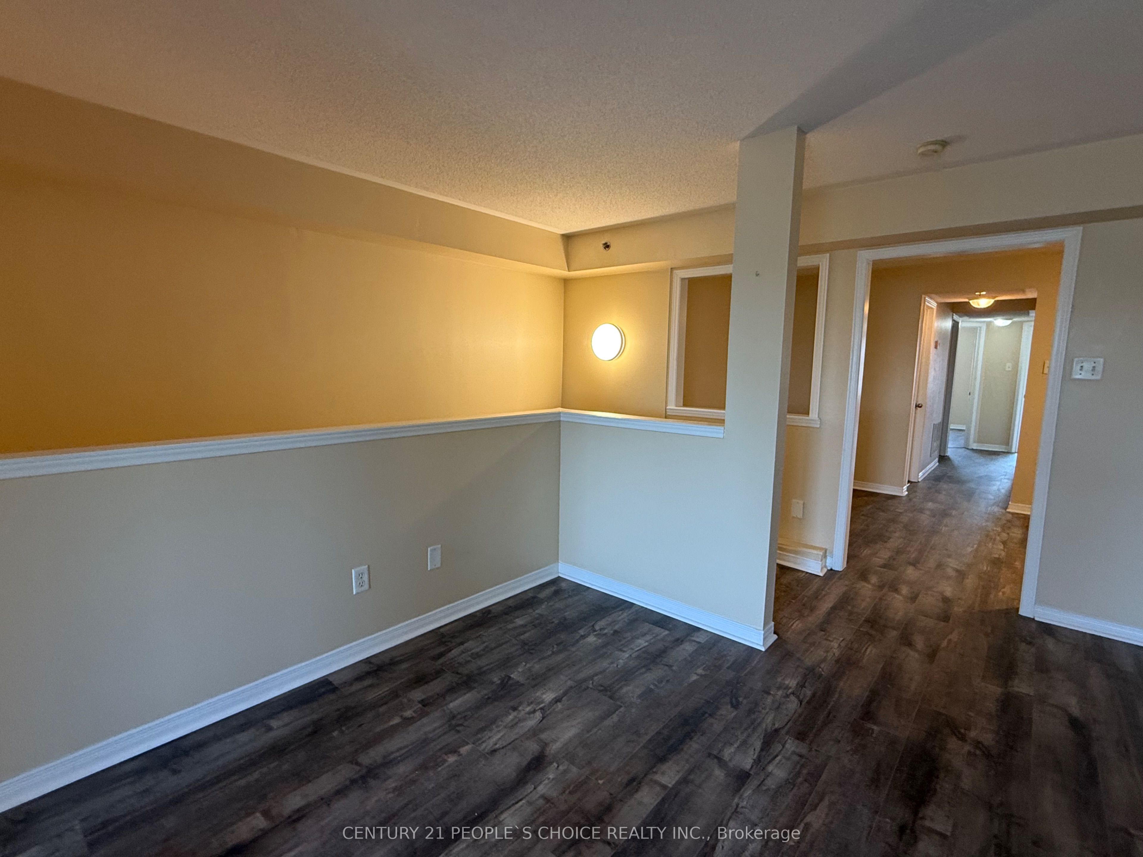 9699 Jane Street 2 Property Photo 6