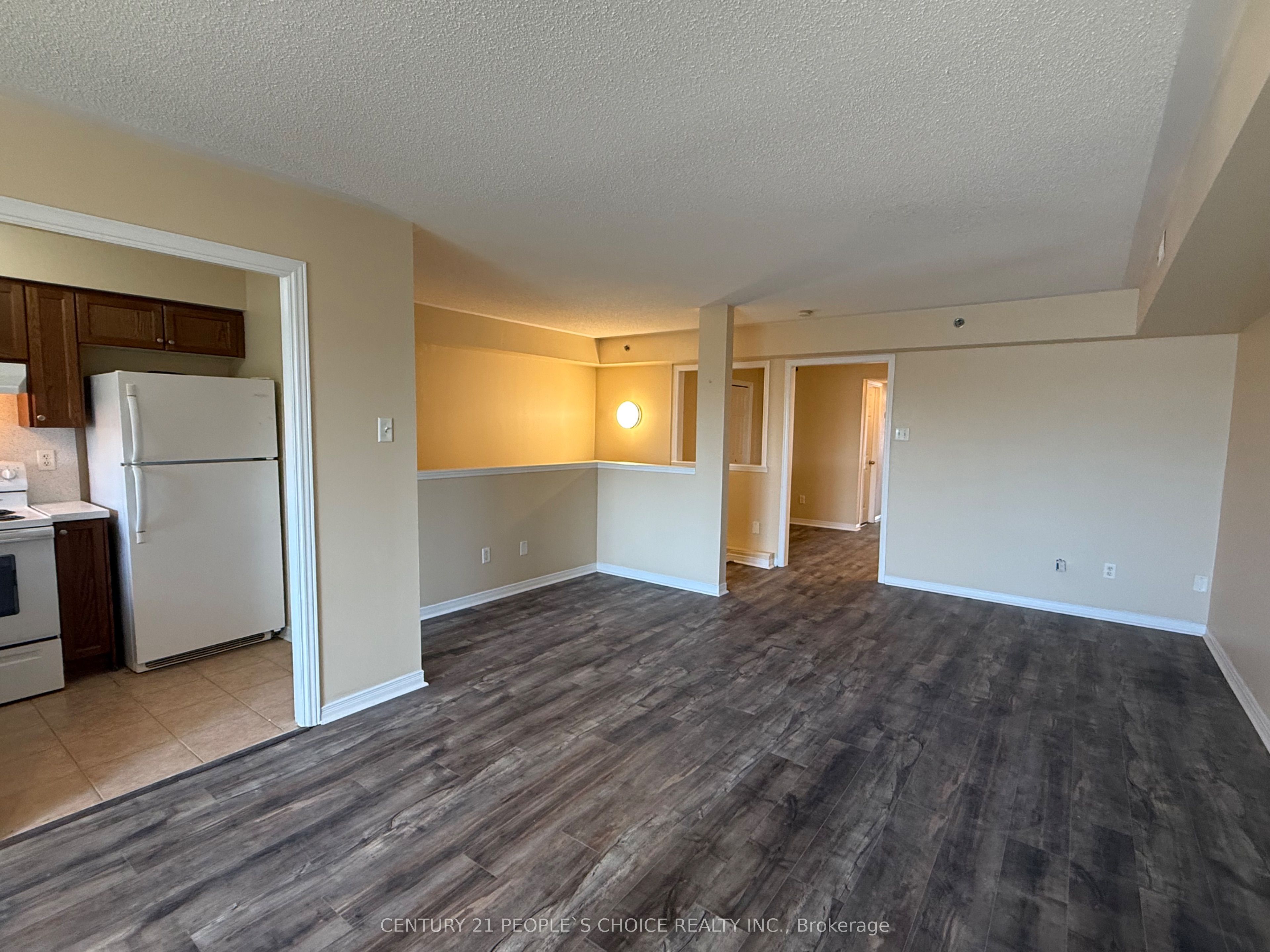 9699 Jane Street 2 Property Photo 9