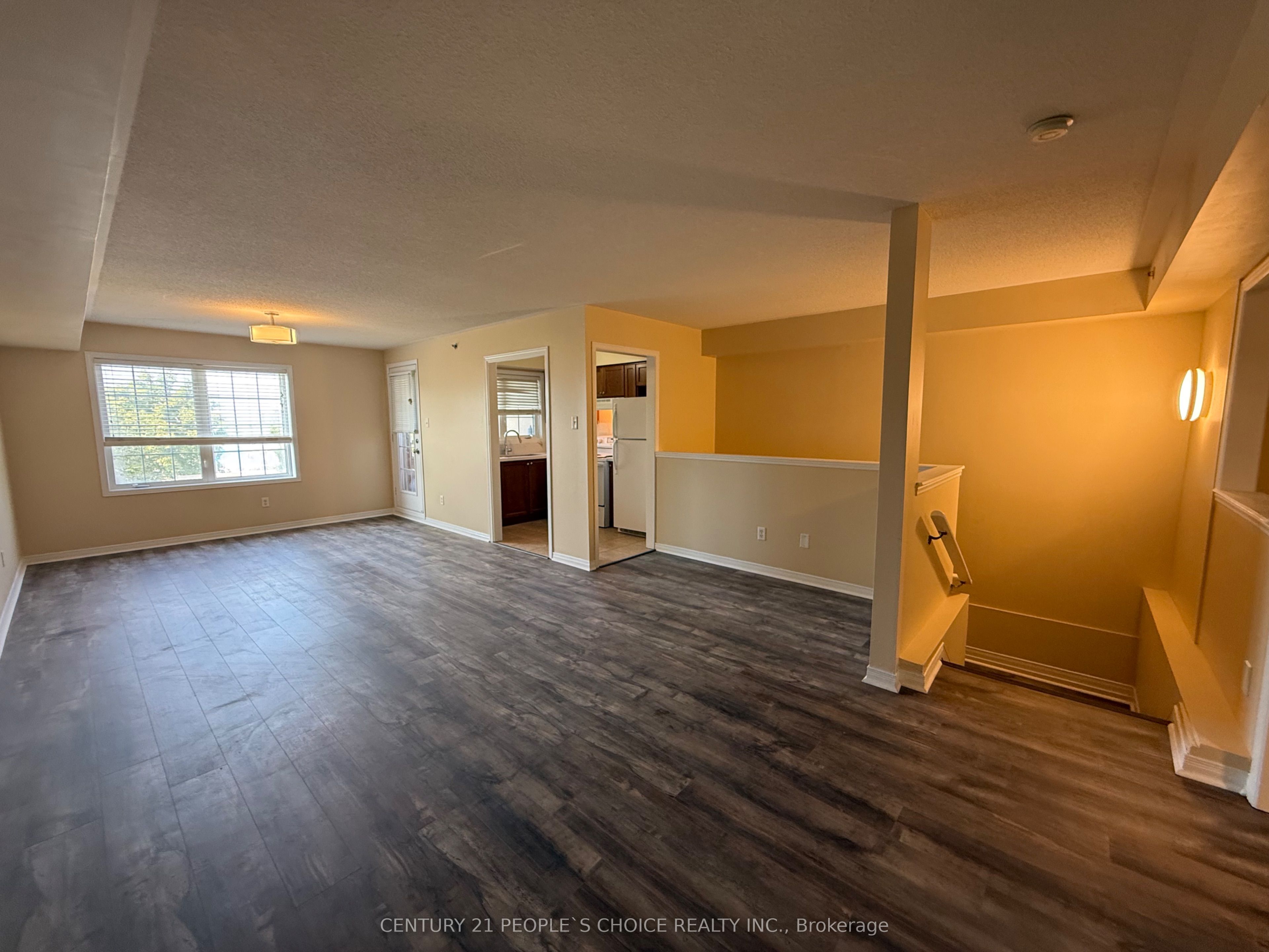 9699 Jane Street 2 Property Photo 10