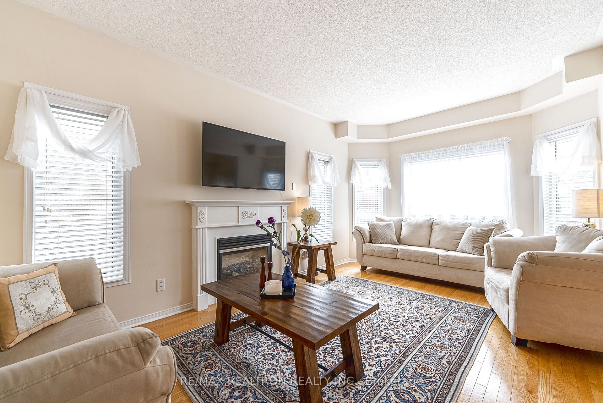15 Brumstead Drive N Property Photo 7