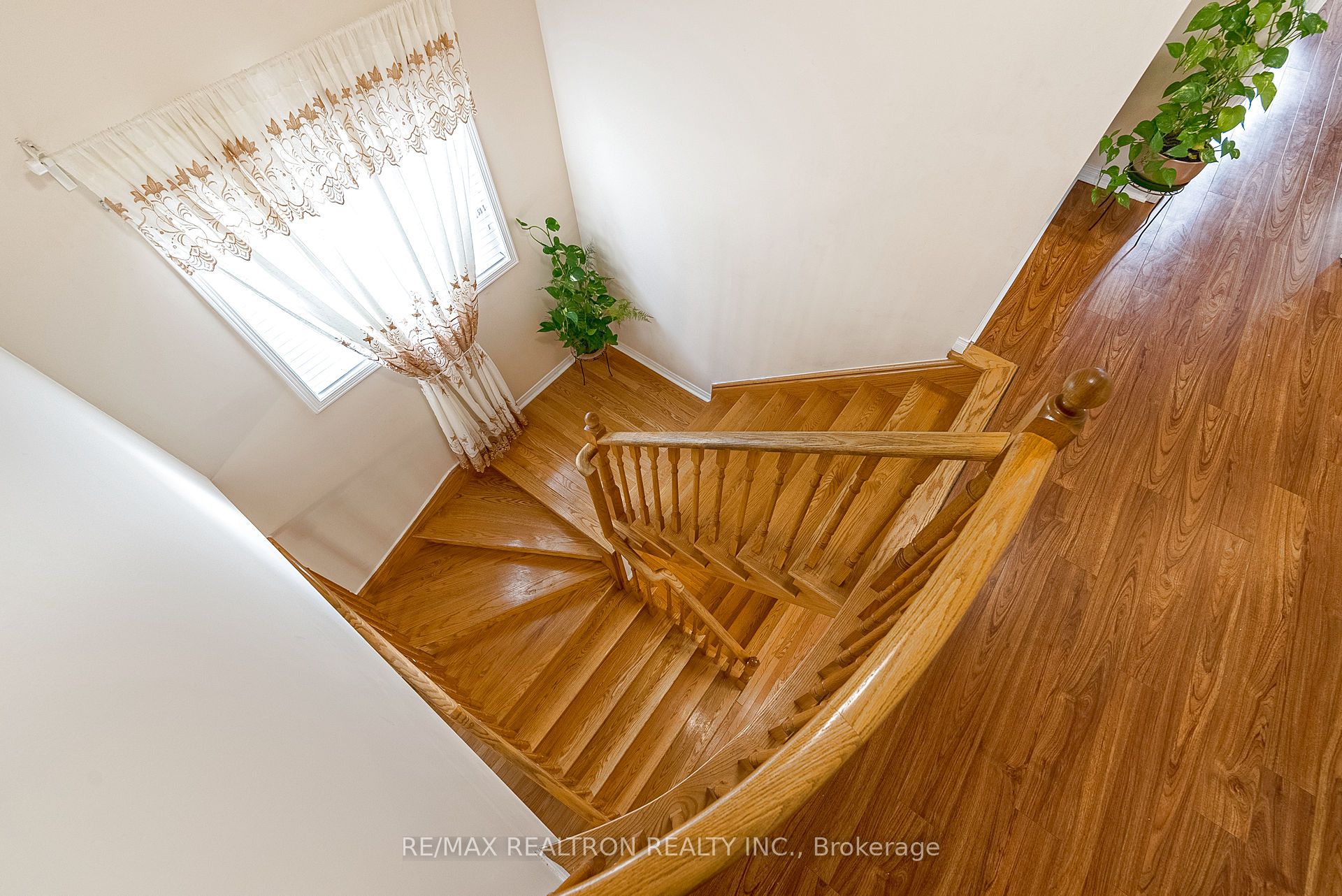 15 Brumstead Drive N Property Photo 13