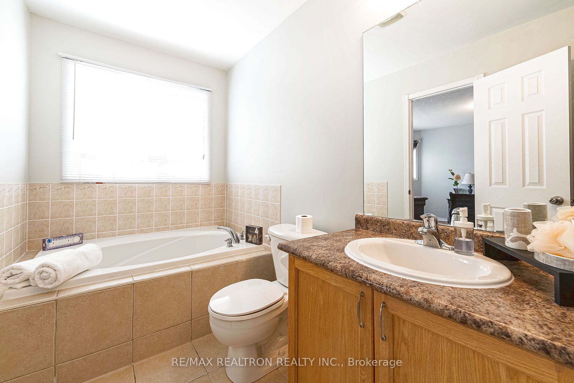 15 Brumstead Drive N Property Photo 15