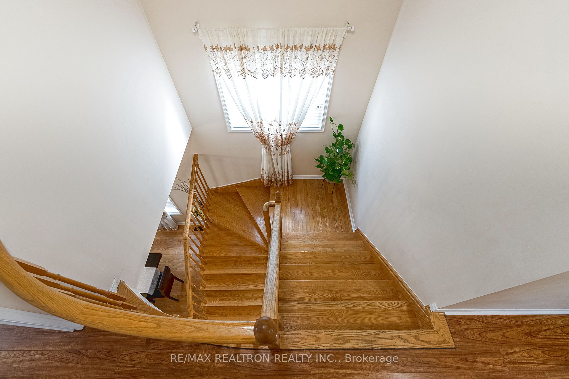 15 Brumstead Drive N Property Photo 19