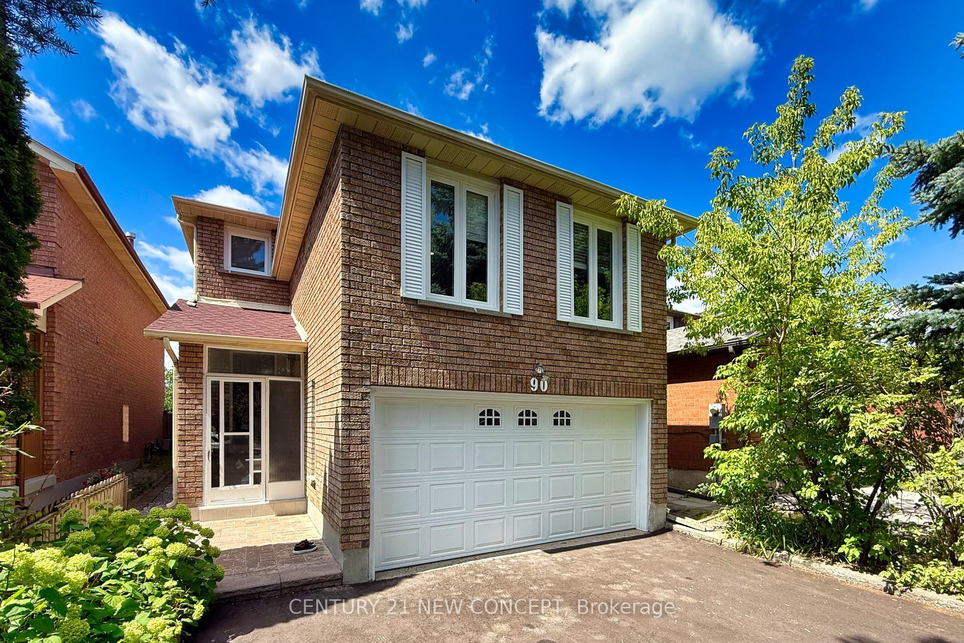 90 Wade Gate Property Photo 3