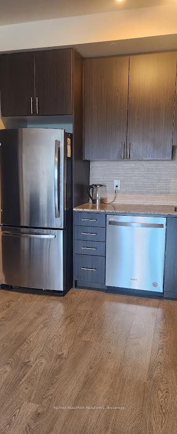 7171 Yonge Street 1007 Property Photo 4