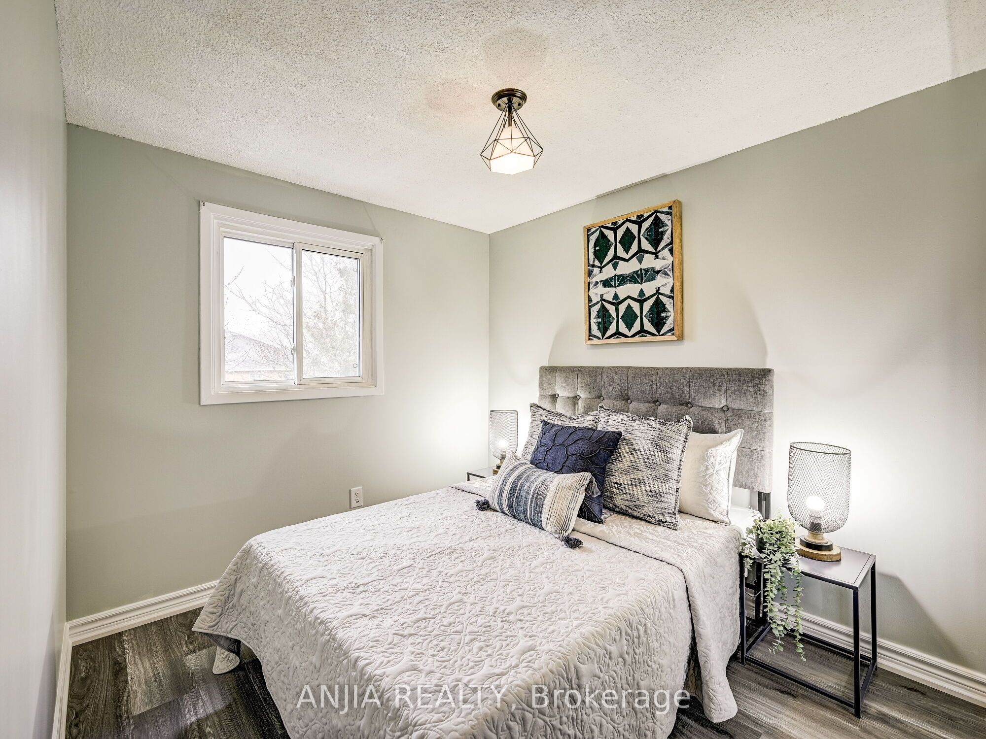 61 Sorrell Crescent Property Photo 15