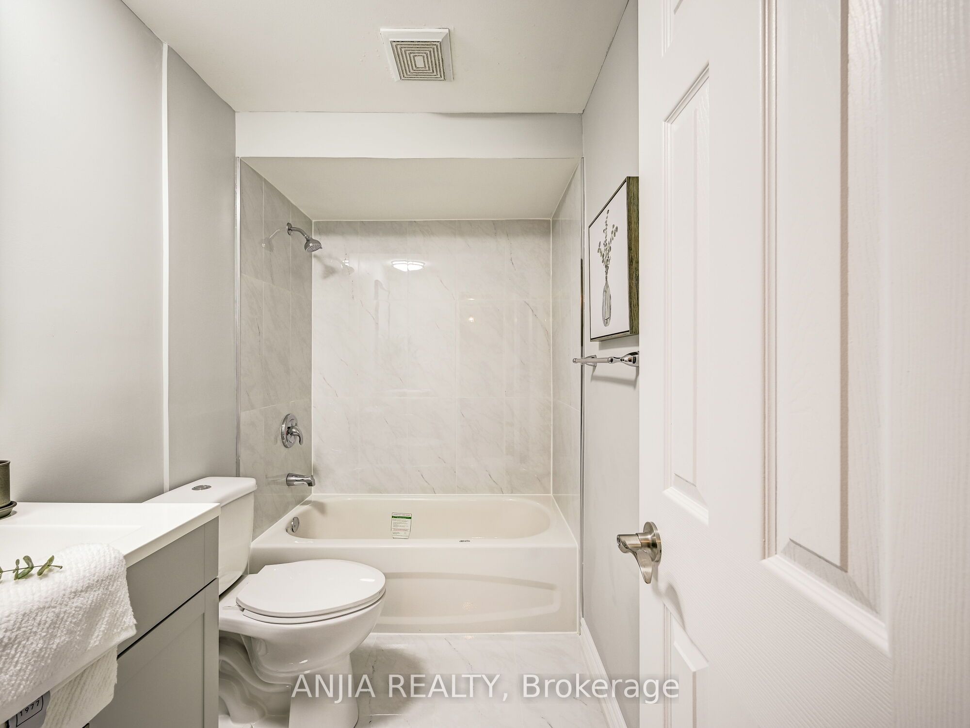 61 Sorrell Crescent Property Photo 17