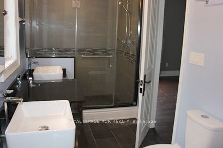 986 15th Side Road Property Photo 18