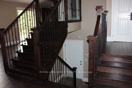 986 15th Side Road Property Photo 19