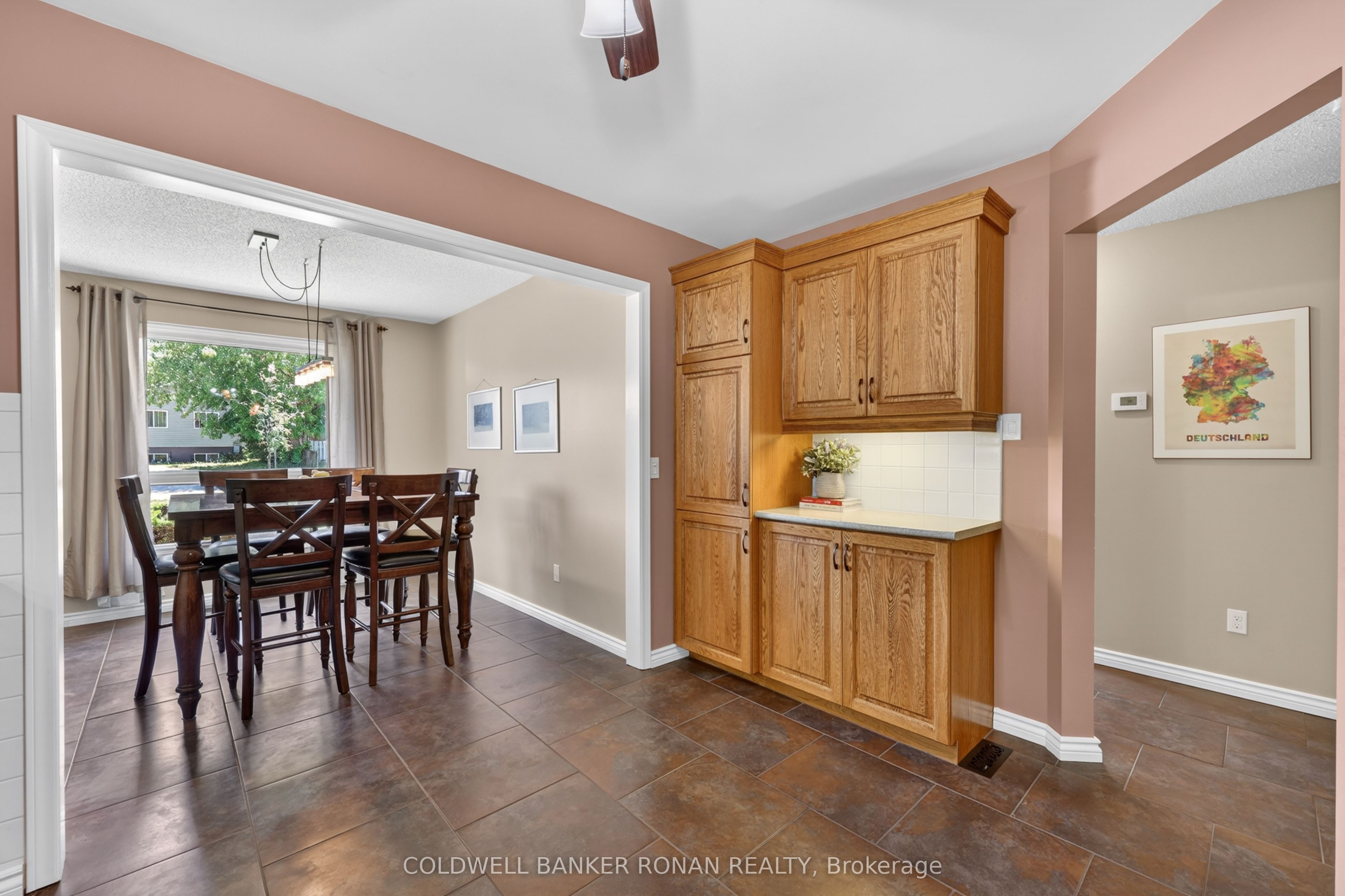 132 Queen Street Property Photo 11